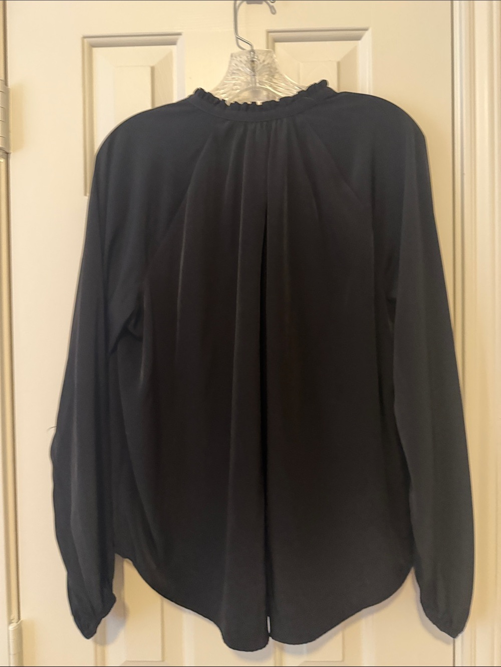 Express Black Button-Front Ruffle Collar Blouse - Picture 4 of 7